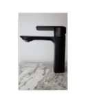 compa-black-faucet